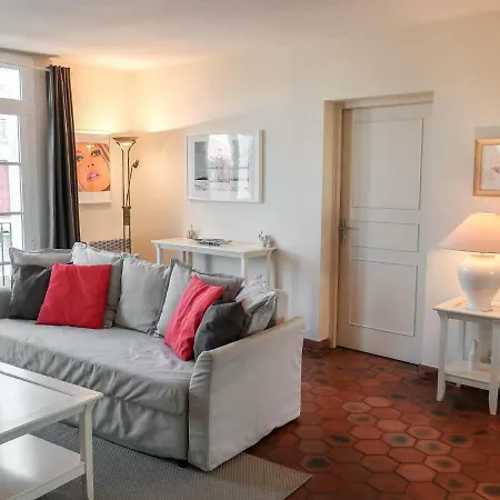 Rue Des Artisans Grimaud